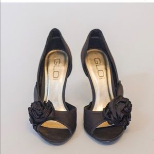 GLO jeans Vintage inspired Pumps